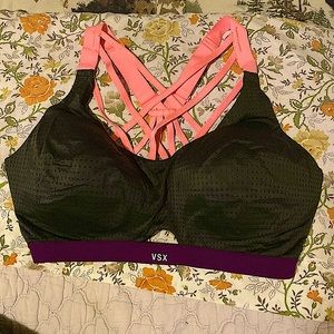 VSX Strappy Padded Sports Bra |sz 36DD|